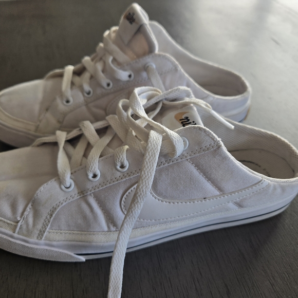 Nike Sport White Mesh Sneakers - Picture 2 of 5